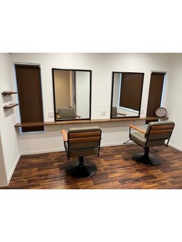 お客様おひとりの時間を大切にしています。落ち着く空間で、あなただけのサロンタイムをお過ごしください♪