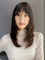 トリッカ シブヤ(TRICCA SHIBUYA)&nbsp;高めレイヤーカット/グレージュカラー/トーンダウン/ブラウン