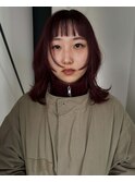眉上バング×レッドブラウン