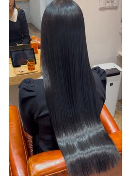 エメ 中崎町(eme) 暗髪ロングツヤさら髪