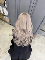 ノエ 心斎橋(Noe)&nbsp;ホワイトシルバー/大阪/心斎橋/ブリーチ/髪質改善