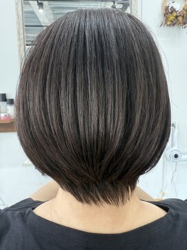 タミー(TAMMY) ショートボブ