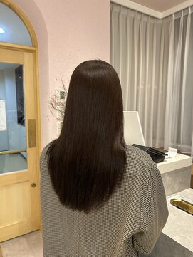 メルク(merc.) 20代30代外ハネレイヤー/透明感カラー/外国人風カラー/韓国ヘア