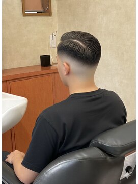 クリスタル(Cristal) 7:3フェードスタイル