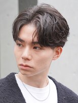 バイフィフス 原宿/表参道(by fifth)&nbsp;原宿メンズパーマニュアンスパーマフェザーパーマセンターパート