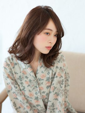 アメリエギャルソン 岩槻店(amelie et garcon) ナチュラル外ハネ　セミロング