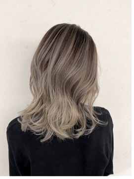 ゼン(Zen.) 立体感バレイヤージュ