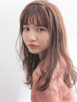 一人ひとりの素材美・個性とトレンドを掛け合わせたオンリーワンなスタイルが叶う！学割・学生クーポンも◎