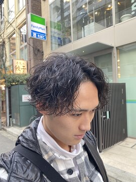 スキル(SKILL) 波巻きスパイラル センターパート ツイストスパイラル