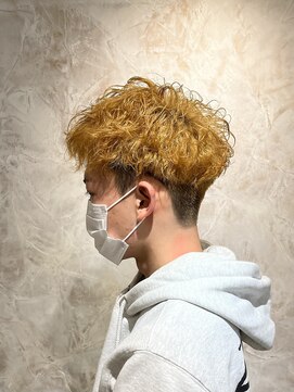 ダブルバイグリッター(W by GRITTERs) ＊束感＊ツイストスパイラルパーマ【武田】