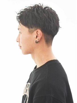 アテム 大町店(Atem) 刈り上げショート