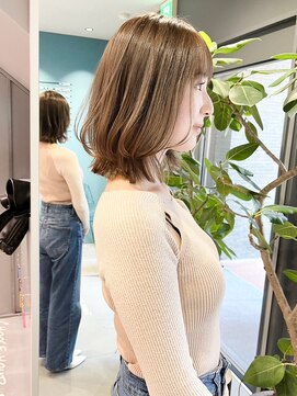 ノエ トトン(noe tton) イメチェン/ホワイトブロンド/外ハネボブ/美髪/名古屋/名駅40