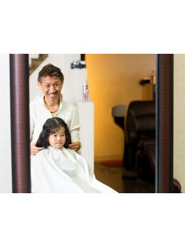 お子様連れ大歓迎なので他のお客様を気にせずお子様と楽しくご来店いただけるサロンです♪駐車場完備◎
