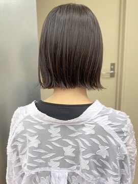 パークレーン アイス イヴェン(park lane ICI yeven) ブルベラベンダーベージュラベンダーグレージュ切りっぱなしボブ