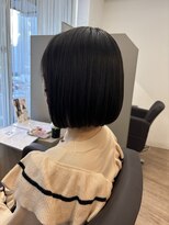 ジエクト ヴィシア(The Ect VIXIA) 地毛風ストレート 前下がり きりっぱなし 縮毛 艶ボブ