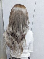 レアナ バイ ニーナ(Leana by NINA)&nbsp;プルエクステでロングヘア　札幌西区美容室「レアナ」