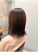 切りっぱなしミディアムボブ
