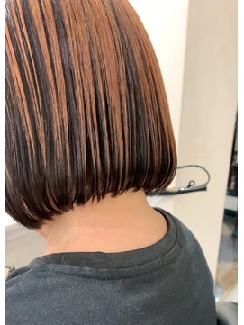 ドクターズサロン レラパール ハンサムショート/小顔ヘア/大人ハイライト/アンブレラ/オレンジ