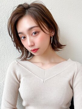 ラルユー 金山(LallYou) 上品さ際立つ大人のナチュラルボブ