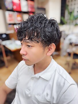 ヘアー デザイナーズ クルー ドルフィン(HAIR DESIGNERS CREW dolphin) スペインカール