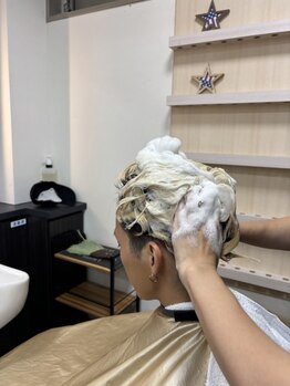 マリオヘアー 本庄店の写真/頭皮環境を整え健康な髪へと導くヘッドスパはいかがですか♪頭皮の汚れを落とし日々の疲れをリフレッシュ!