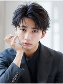フェザーパーマセンターパートニュアンスパーマ韓国マッシュ黒髪