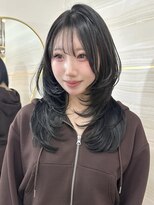 エルバイラビス 大宮(elu by lovis)&nbsp;《高瀬寛菜》ハイレイヤー/ハッシュカット