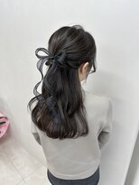 ソリン(Solin')&nbsp;ウェーブハーフアップ