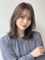 エイプリル 府中(APRiL) 20代普通毛|重さを逃がす柔らかくびれミディ
