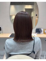 フィーカ(fika)&nbsp;艶ピンクブラウン×切りっぱなしボブ