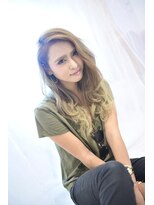 リタ(Lita)&nbsp;Licca　ビーチウェーブ　ソンブレグラデ　パールホワイト