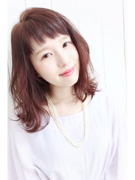 ディー(dee) dee ラズベリーピンク×オン眉×ゆるロブ