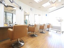 ヘアエステ アヴァール 東大宮(Hair Esthete avare)の雰囲気（木のぬくもりで癒しと艶髪を[東大宮/サイエンスアクア/髪質改善]）