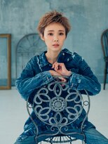 スムーズ 北千住(smoos’)&nbsp;前髪パーマ ショート×ハイトーン×アシメ【北千住店】