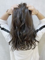 ムウ 難波(MOU)&nbsp;ハッシュカットフルバング似合わせカットレッドブラウン20代30代