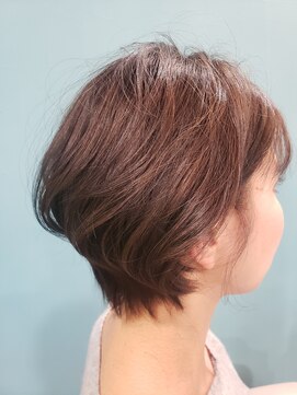 スリー(3°) ショートボブ