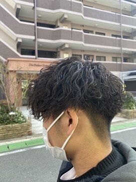 スキル(SKILL) 波巻きスパイラル　ツイストスパイラル　ツイスパ　福岡パーマ