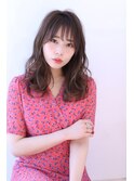 アッシュブラウンの大人かわいいブランジュ小顔くびれセミディ