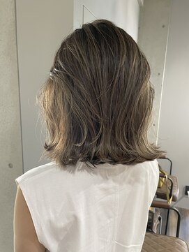 リバレッジ 白金(Leverage) 白髪ぼかしハイライトグレージュ30代40代50代【白金/目黒】 濱口