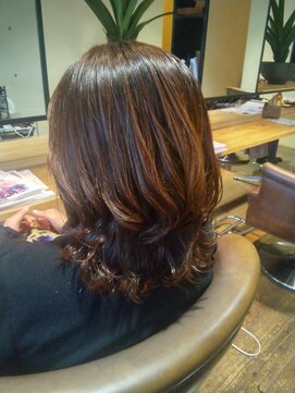 プラスティック プラスヘアーサロン(PLUSTIC +hair salon) ハイレイヤースタイル