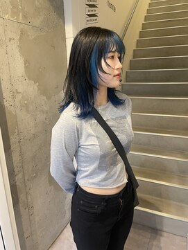 アイリー 名古屋(A/LEE) ウルフ／ブルーカラー