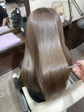 ムーブ(Moob) 透明感抜群Greige color【別府】