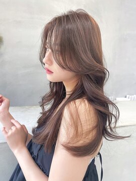 ディフィー(Defi) 韓国風レイヤースタイル【大阪　京橋】