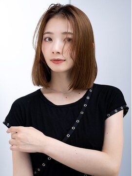 レノラ 本町(LENORA) 20代30代大人かわいいナチュラル暗髪エアーストレートヘア