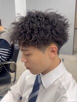 エルマーク 枚方(L-MARK)&nbsp;スパイラルパーマツイストパーマアップバング短髪メッシュ