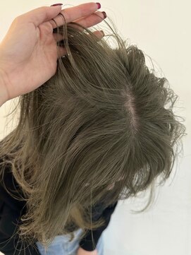 メゾンアクア 表参道(Maison ACQUA) ☆ブリーチなしダブルカラー オリーブ オリーブベージュ ボブ