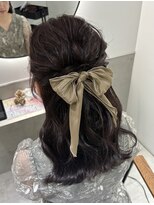 エンバイユアーズ 飯田橋店(eN° by youres) ハーフアップ デートアレンジ