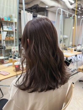 フルールバイアヴァンスクロス(Flulu by avance. cross) 透明感グレージュカラー