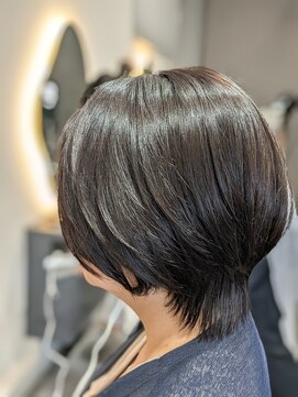 ジールヘアー(GIIL HAIR) ナチュラルショートスタイル
