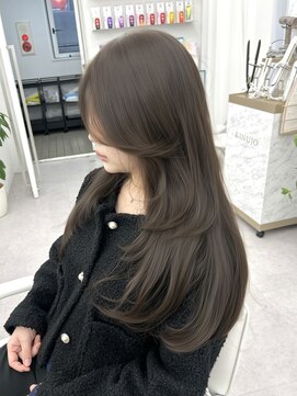 アマトウキョウスマートサロン(AMA TOKYO×Smart Salon) オリーブグレージュ  アッシュグレー  透明感カラー